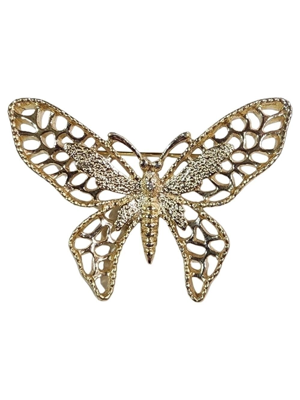 Vintage Sarah Coventry goldtone brooch large wings